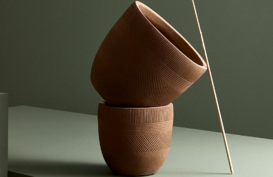 Горщики для квітів та Вази